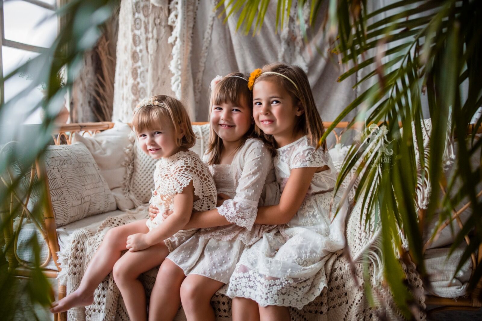 Foto 3 hermanas de una sesión infantil